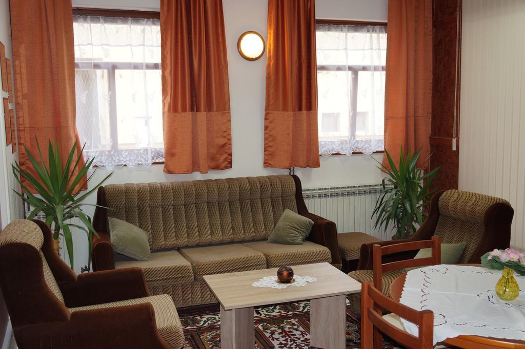 Apartment Pokos Varazdinske Toplice Eksteriør bilde